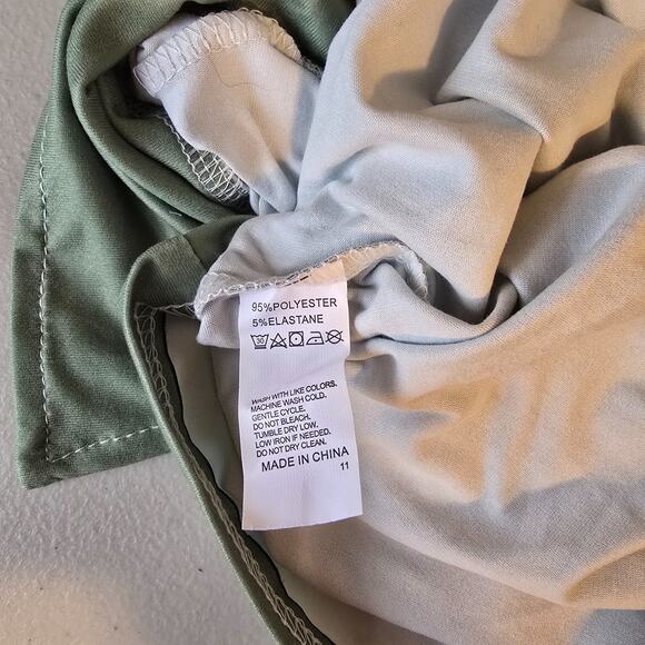 Unbranded Long Sleeve Tees Women's M Green Half Button NWOT - Picture 4 of 15